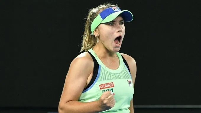 4人表现及 4人表现及