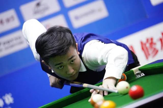 赛场上不断 赛场上不断